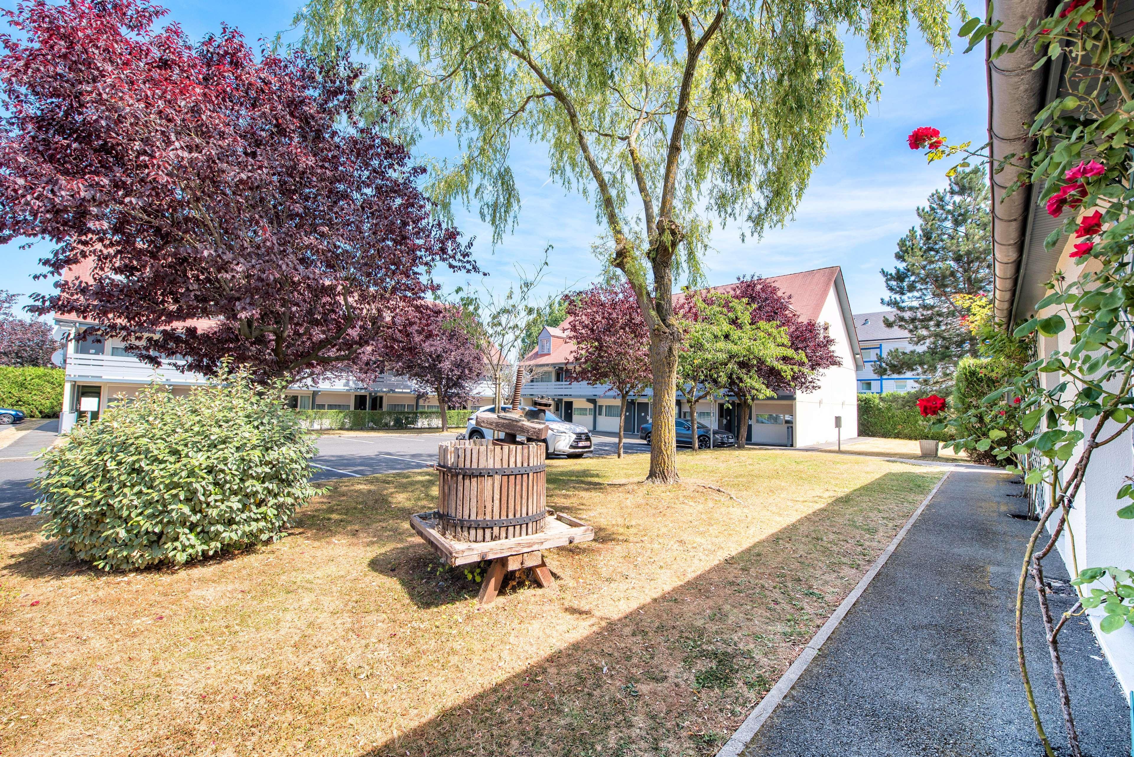 Campanile Deauville Saint-Arnoult Экстерьер фото